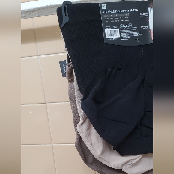 NWT Marylyn Monroe 3Pk Seamless Shaping Briefs; S, M, L, XL.  Br/Tan/Bl $35Each. - Picture 17 of 17